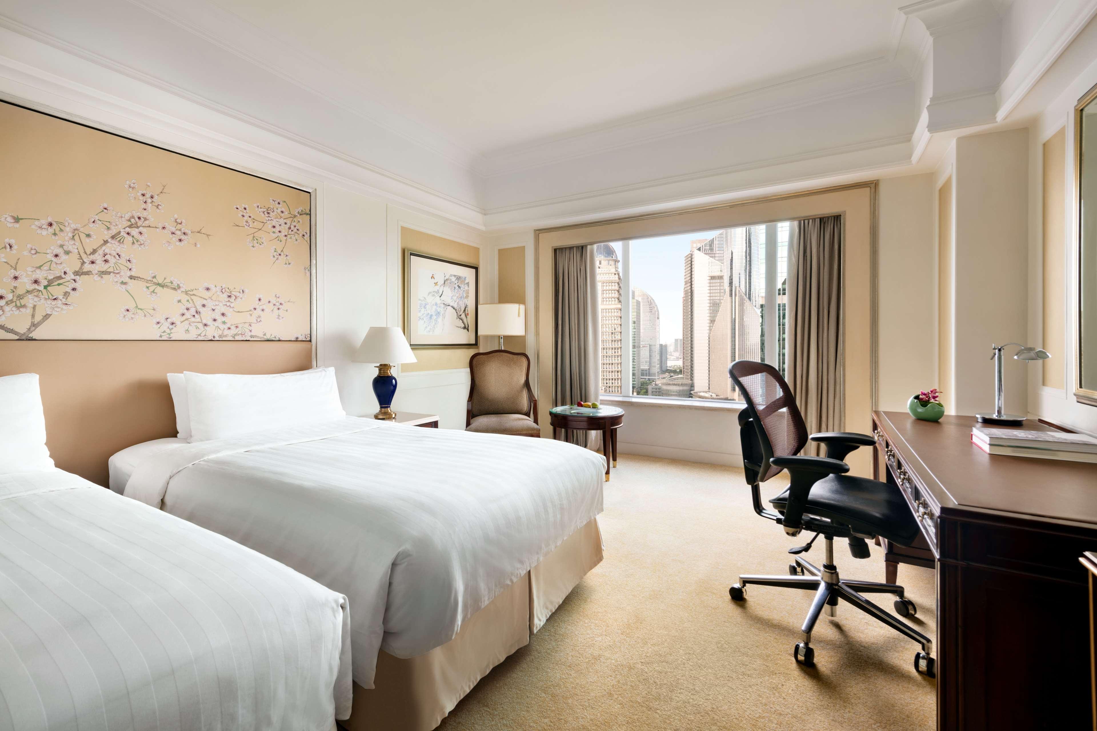 Hotel Pudong Shangri-la,