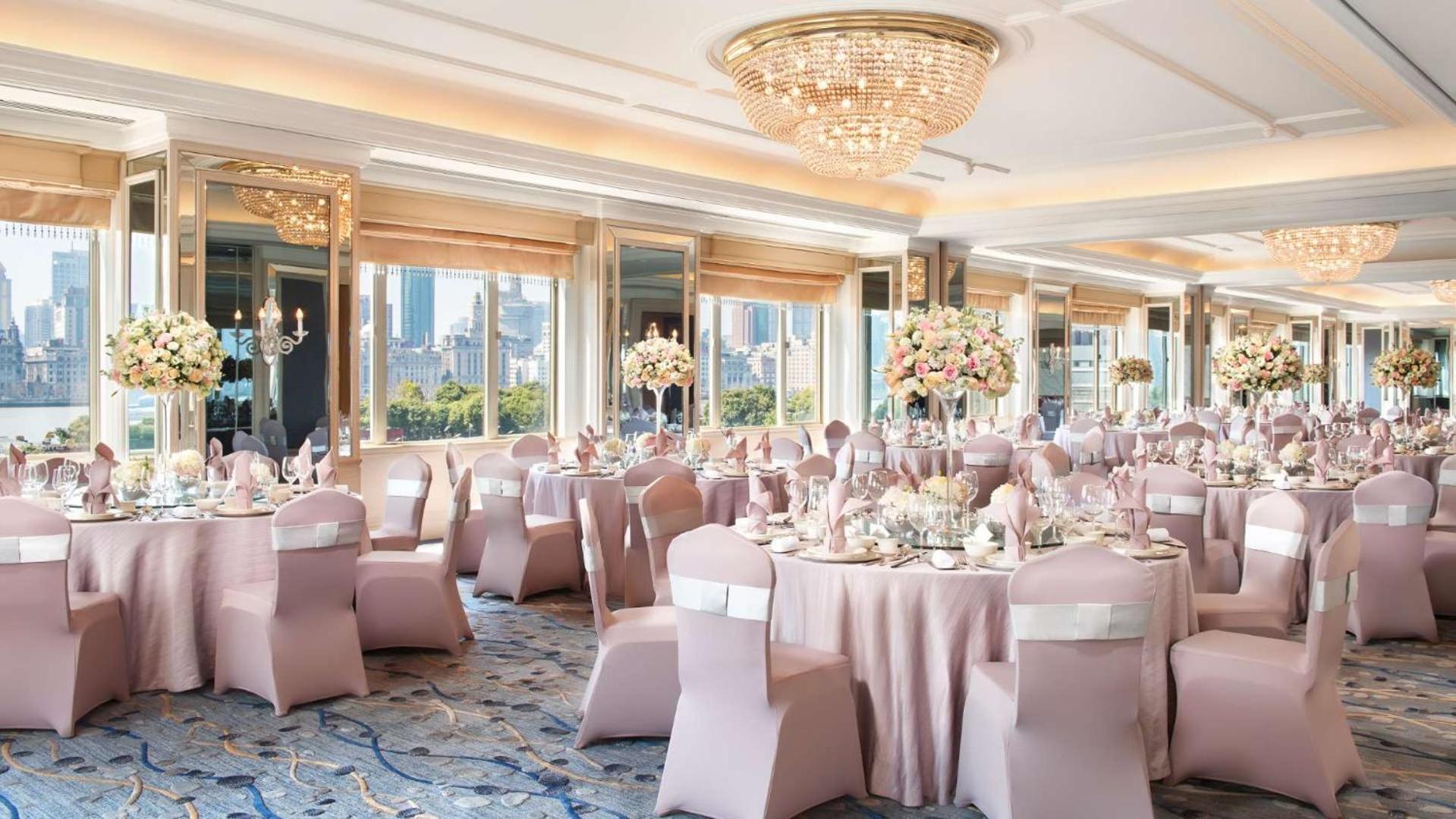 Hotel Pudong Shangri-la, 5*